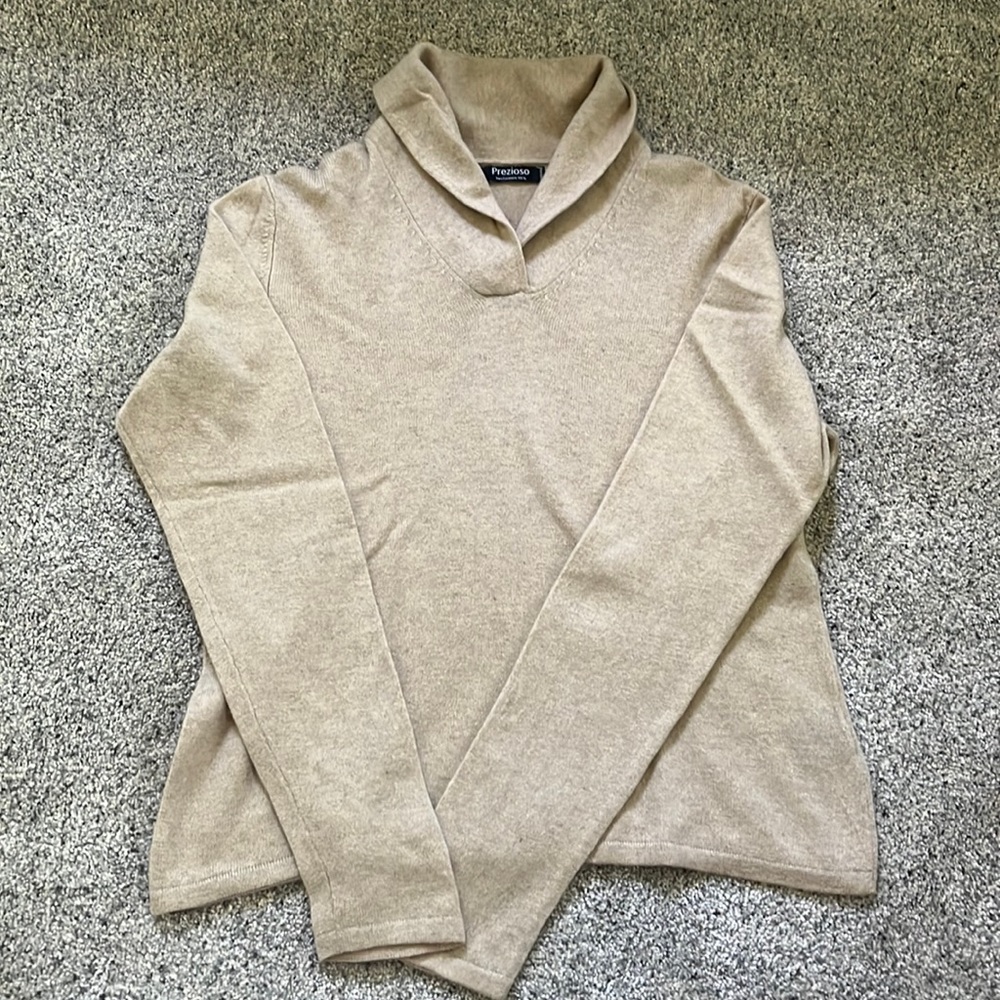 Cashmere sweater